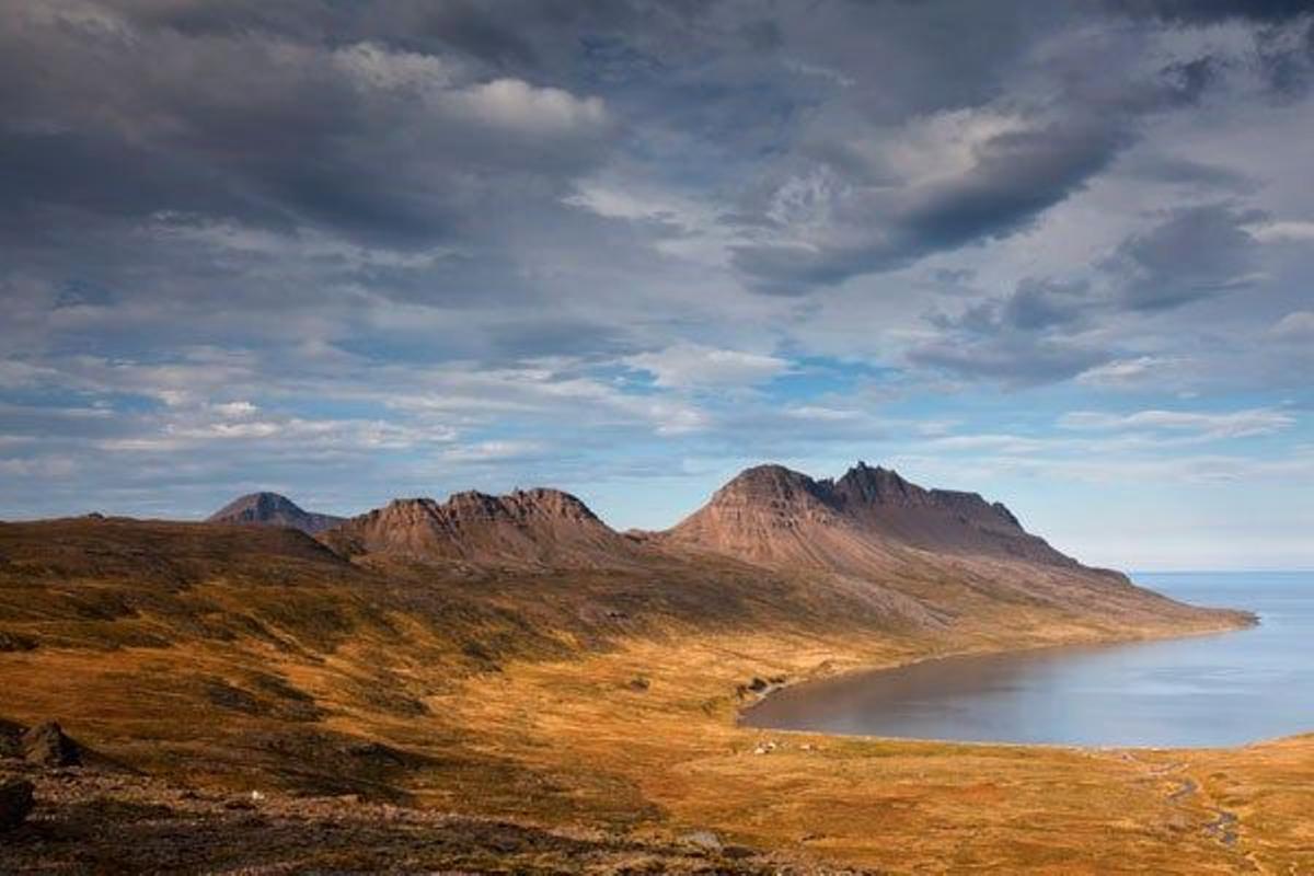 Fiordo de Islandia.