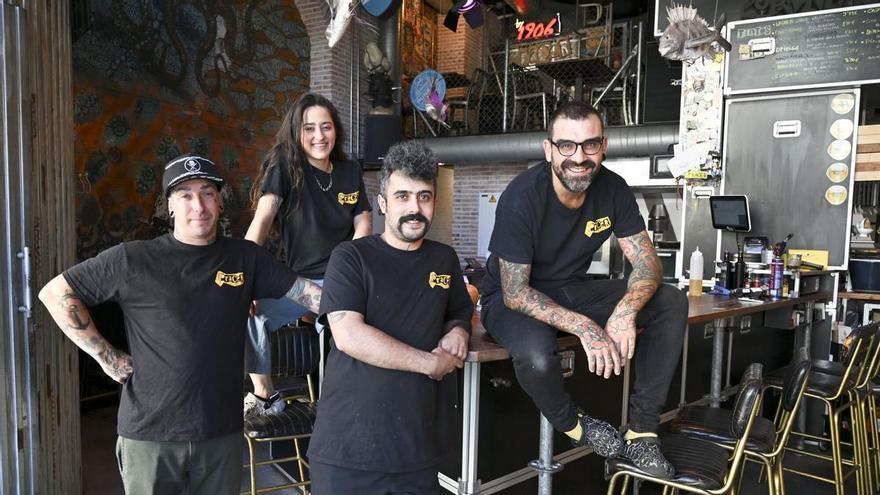 El restaurante más 'gamberro' de A Coruña desmiente su cierre y se alía con el Dépor: "Acabó una etapa, pero volvemos a los orígenes"