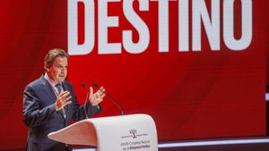 Elogis des de la política
