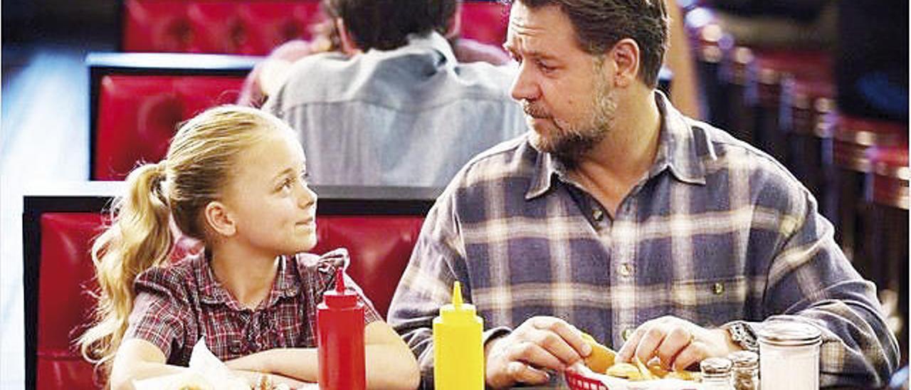 Russell Crowe, en &quot;De padres a hijas&quot;. // FdV