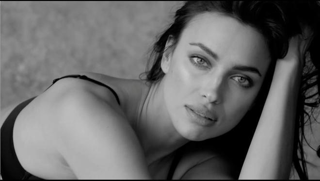 Irina Shayk para Intimissimi