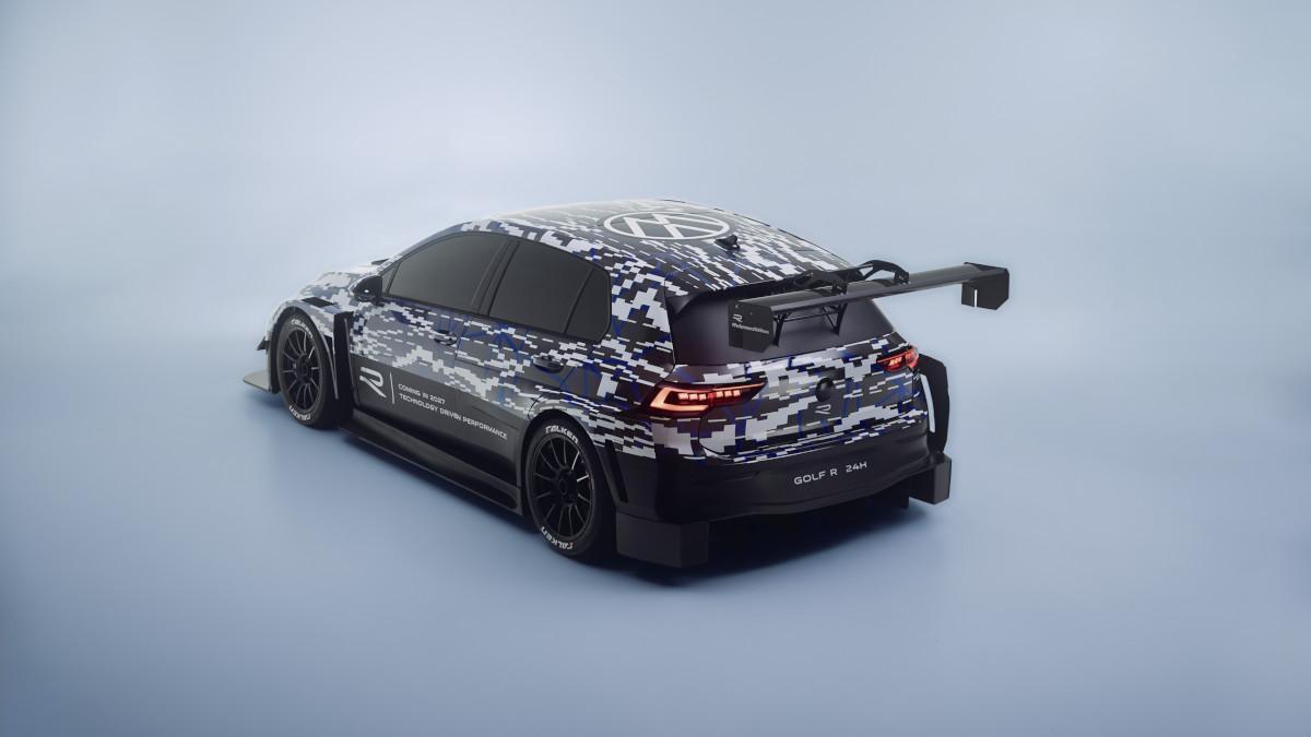 La zaga deja claro su enfoque radical, con un enorme alerón y una aerodinámica pensada para las exigencias del Nordschleife.