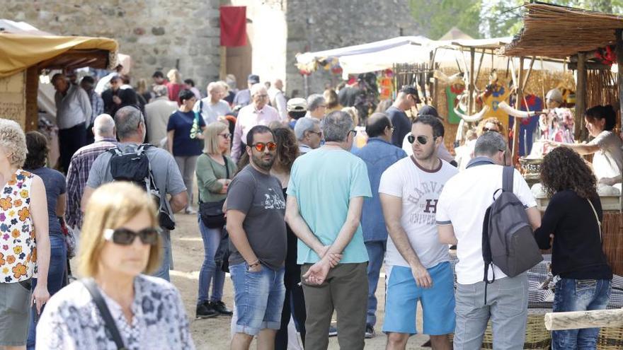 Assistents al Mercat medieval de Calonge