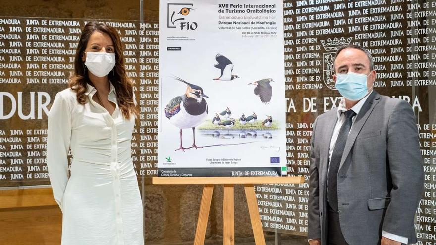 Un momento de la presentación de la feria ornitológica de Extremadura.