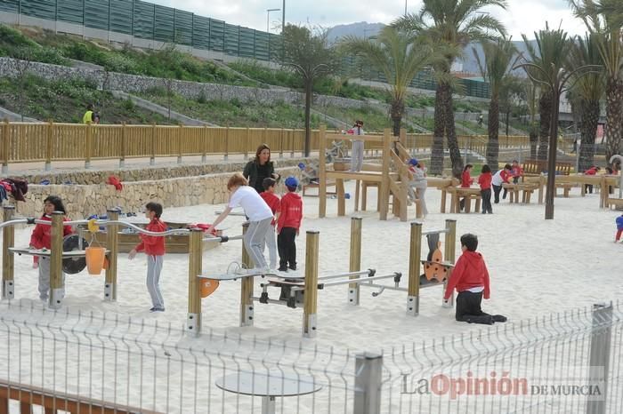 Alameda del Malecón: el entorno urbano del Segura estrena nuevo espacio verde