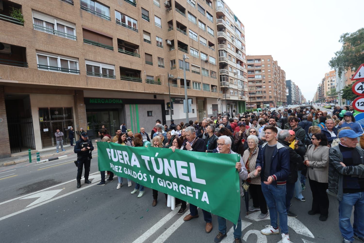 Protesta vecinal contra el túnel de la avenida Pérez Galdós