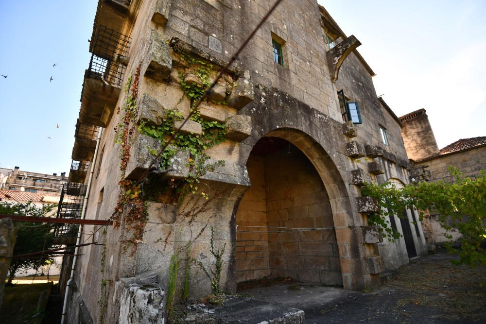 El convento de Santa Clara muestra sus tesoros a los pontevedreses