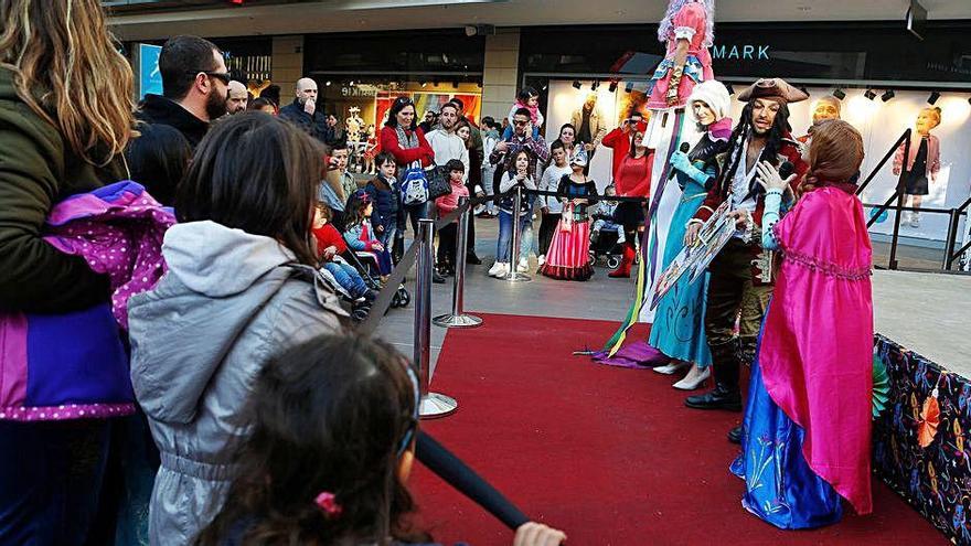 Fiesta de carnaval en FAN