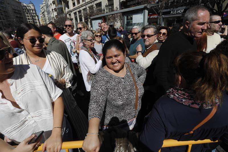 Búscate en la mascletà del 7 de marzo