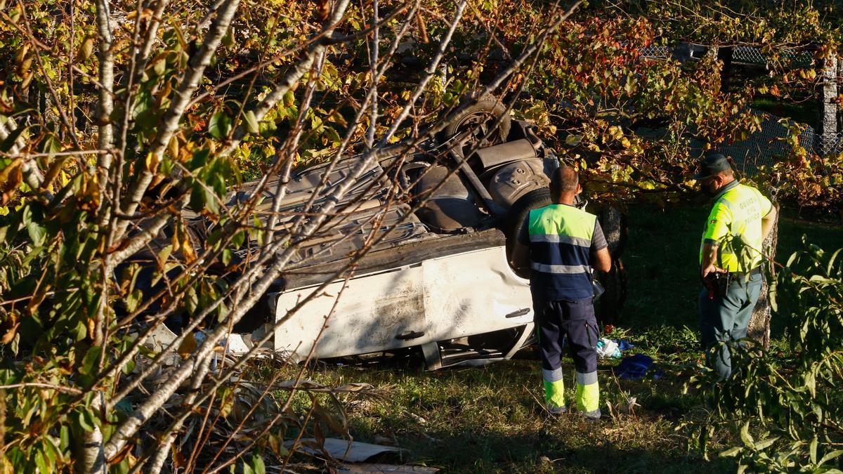 El accidente mortal en el que, hace solo unos días murió una vecina de Catoira que iba en un coche que circulaba por la EP-8001.