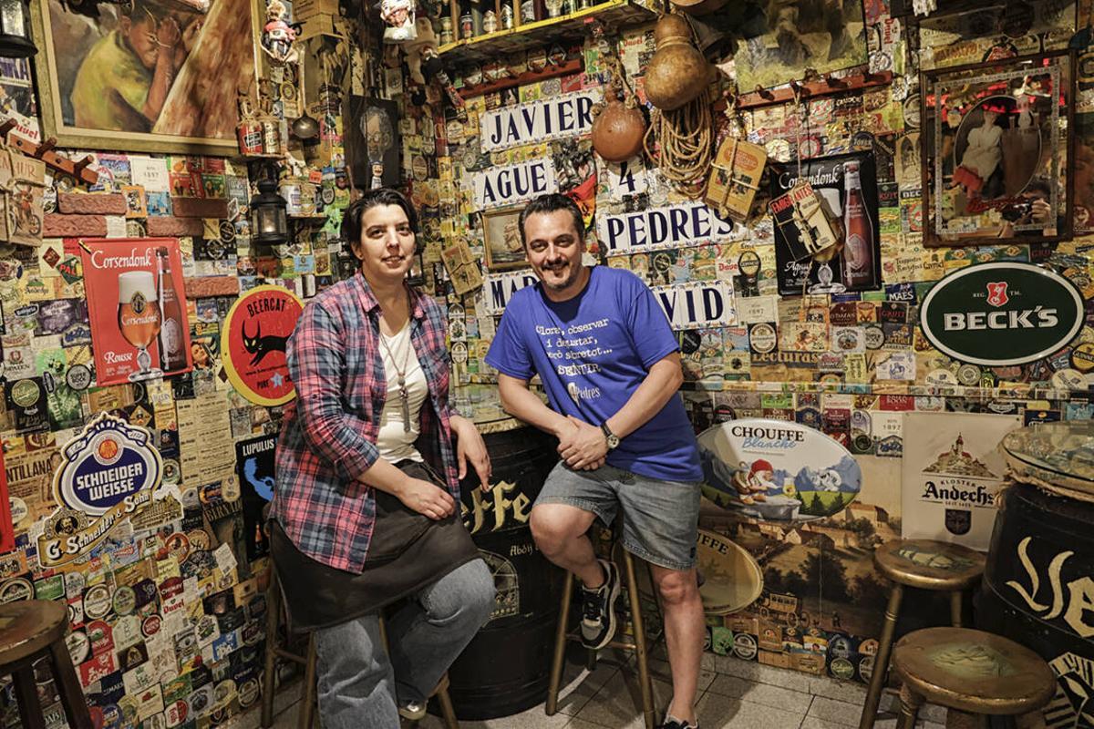 El pintoresco bar de Badalona que quiere batir un récord cervecero