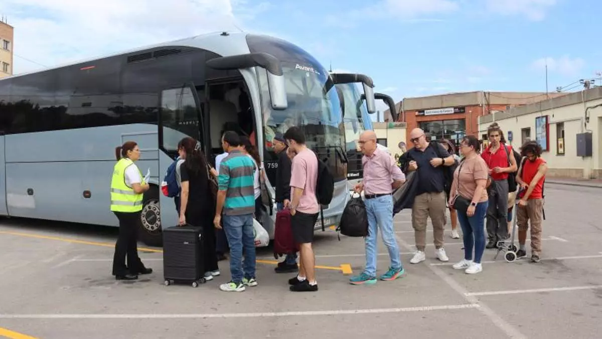 Las nuevas medidas de Renfe para reforzar el plan alternativo por el corte de Rodalies en Roda de Berà