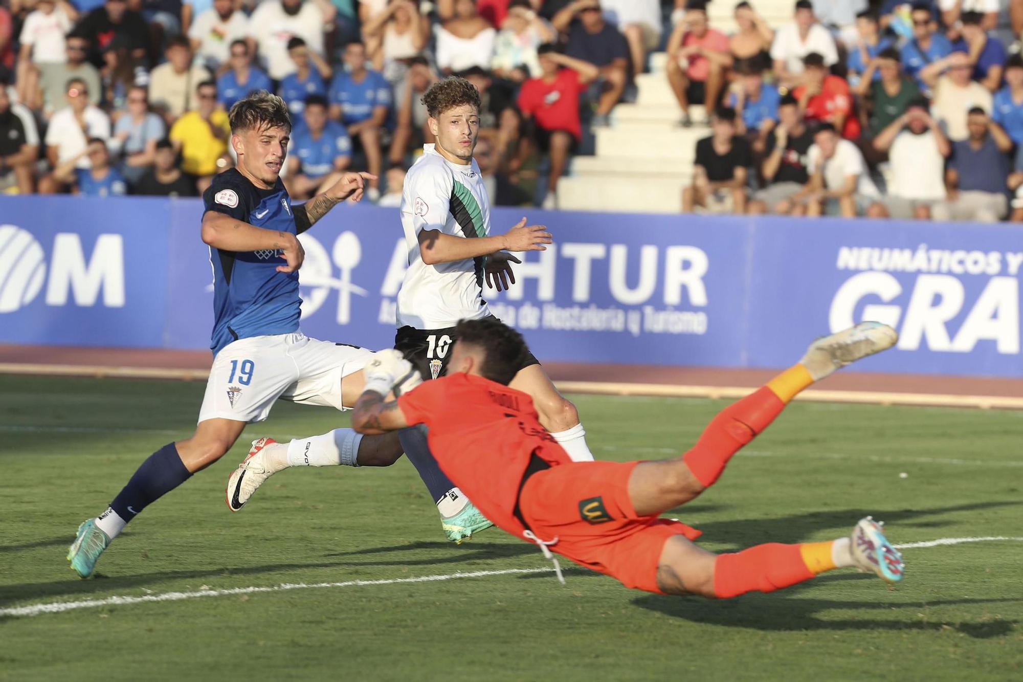 San Fernando - Córdoba CF : las imágenes del partido en el Iberoamericano