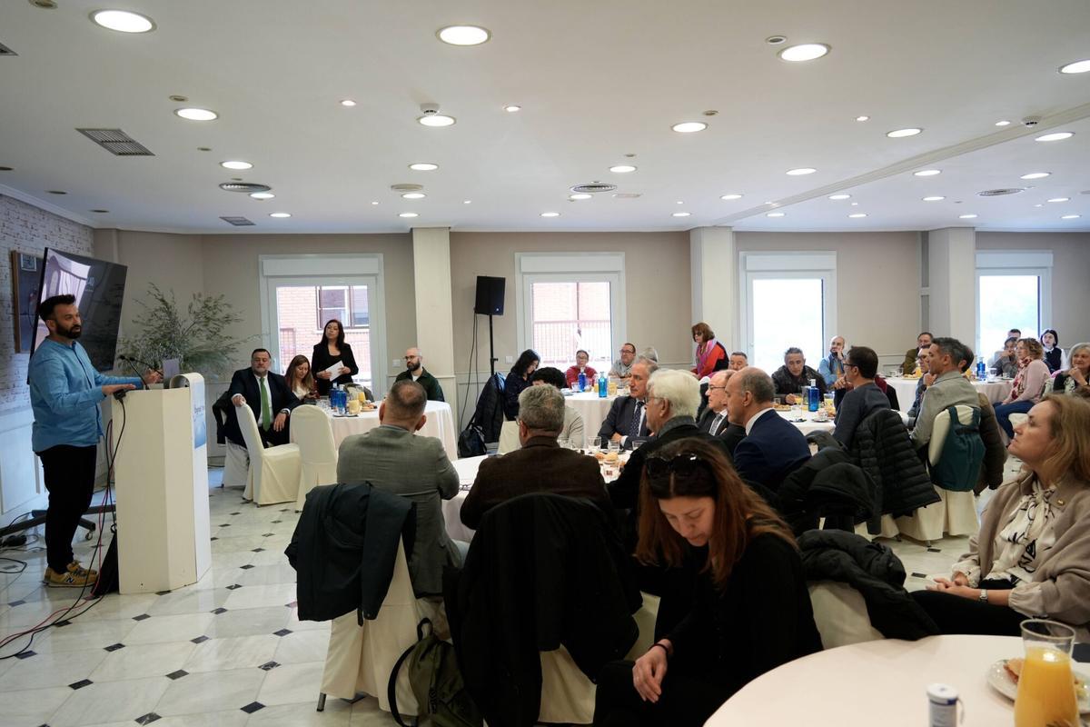 Hotel Ares. Evento Digitalízate sobre IA generativa y automatización de procesos Hotel Ares. Evento Digitalízate sobre IA generativa y automatización de procesos
