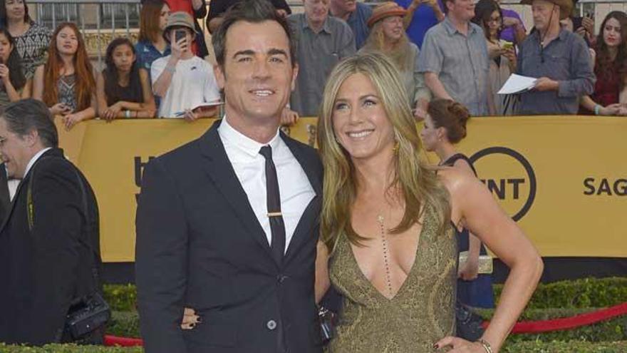 Jennifer Aniston, junto a su marido Justin Theroux.