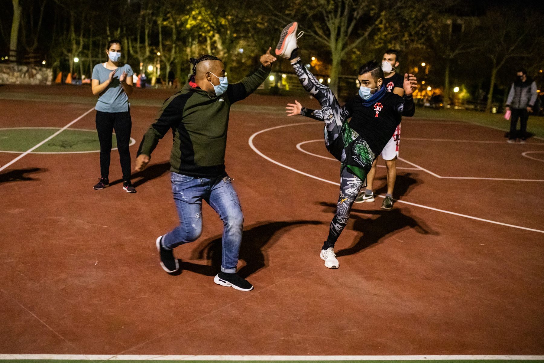 El parque León Felipe de Zamora se convierte en gimnasio