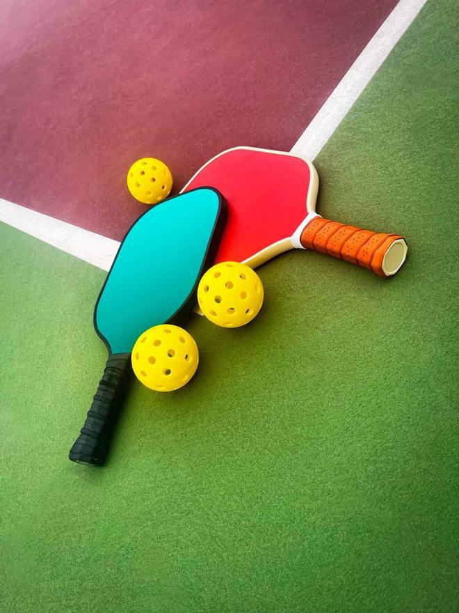 Raquetas y pelotas de pickleball