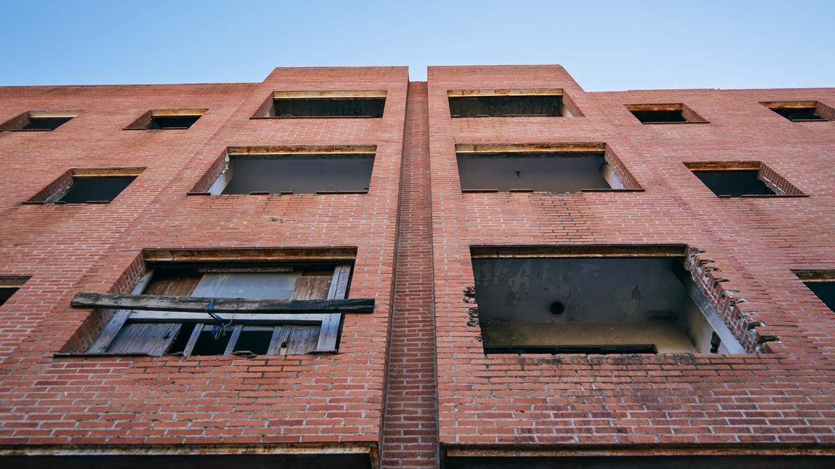 Imagen del estado en el que se encuentra el edificio.