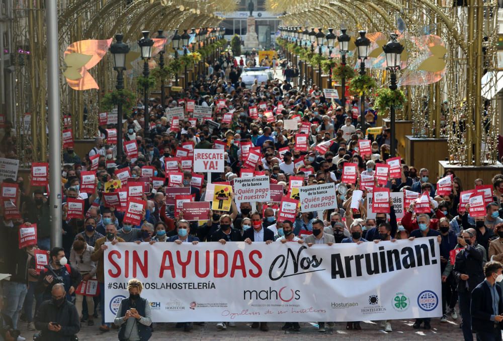 Protesta de la hostelería malagueña por las nuevas restricciones 'Sin ayudas nos arruinan"