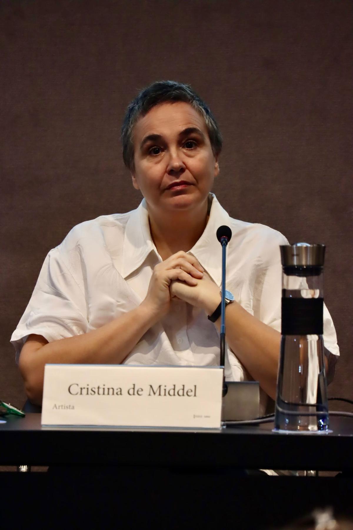 La fotógrafa Cristina de Middel inaugura su exposición 'Apoteosis Now' en el IVAM