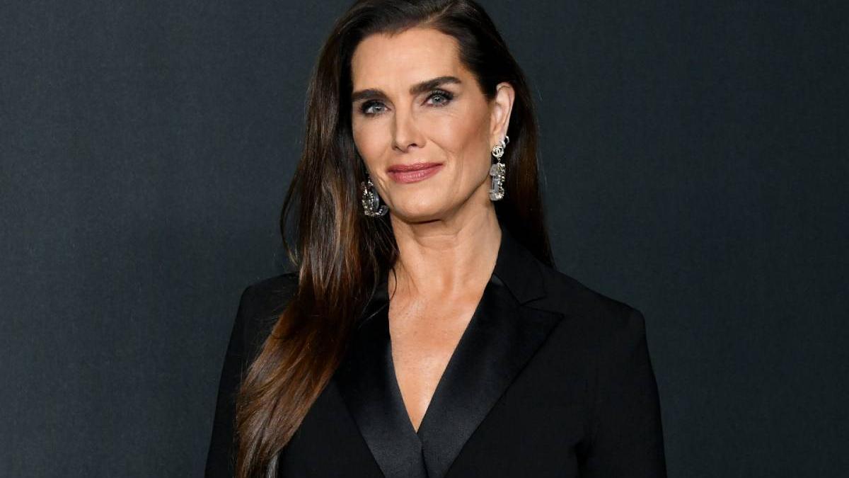 Brooke Shields y su 'topless' con mensaje: &quot;Este es mi cuerpo de 56 años&quot;