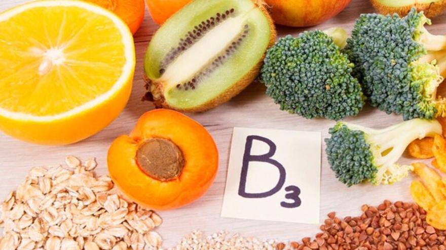 Cómo funciona y dónde se encuentra la vitamina B3 (nicotinamida), que actúa como «quemagrasas»