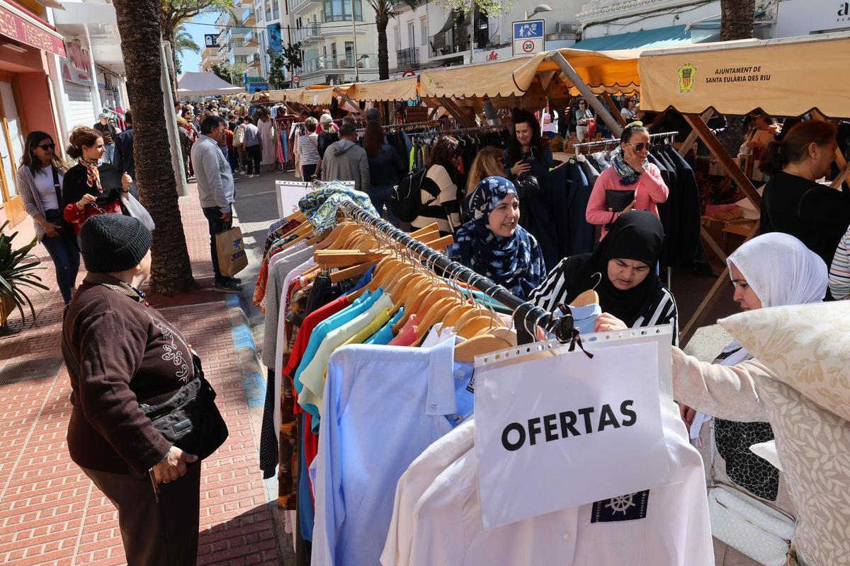 Galería: Fira de Stocks en Santa Eulària Galería: Fira de Stocks en Santa Eulària