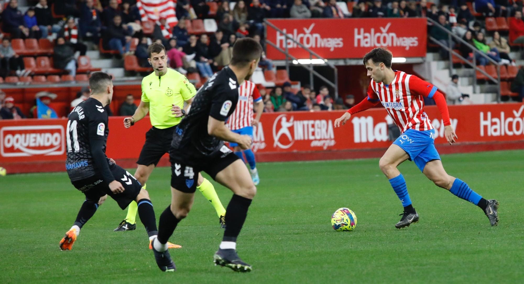 En imágenes: Así fue el Sporting-Málaga disputado en El Molinón