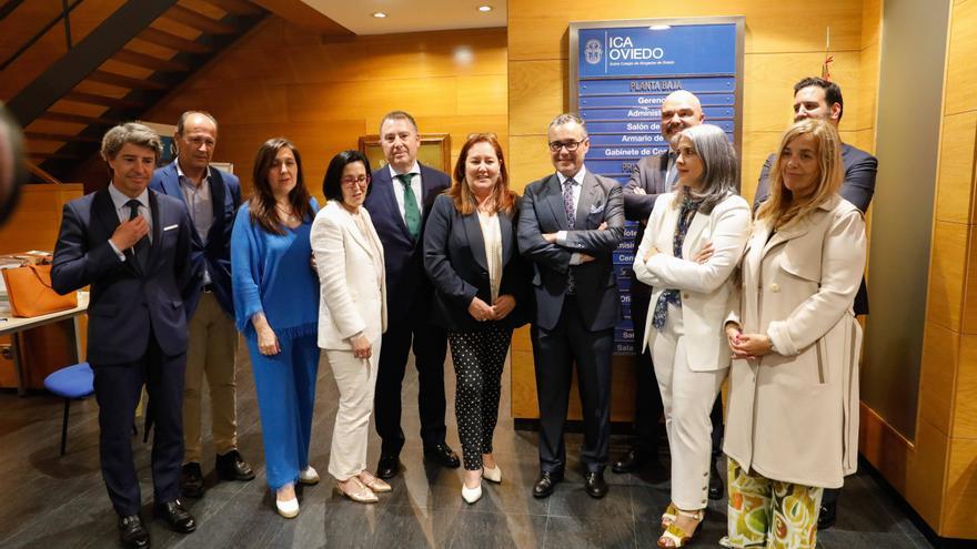 En imágenes: Así fueron las elecciones al decanato del Ilustre Colegio de Abogados de Oviedo