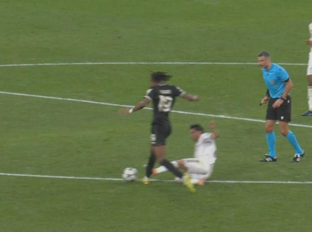 La entrada de Brahim sobre Thuram