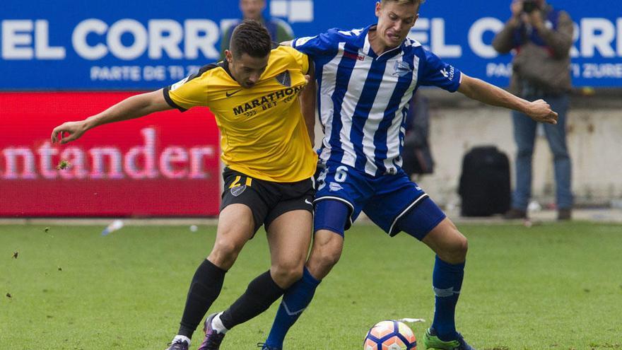 Jony, en un partido con el Málaga CF contra el Alavés.