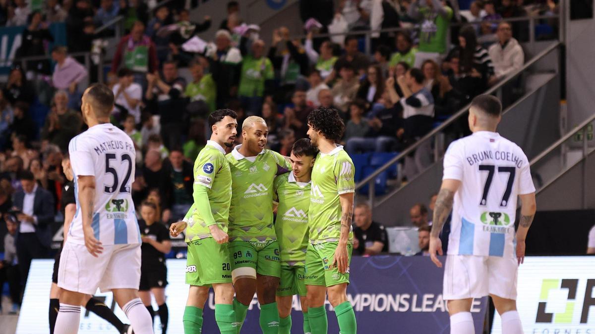 Deivão, Alisson, David Peña y Lucão celebrando uno de los goles contra el Riga en Son Moix.