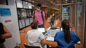 La Covid continua disminuint a Catalunya