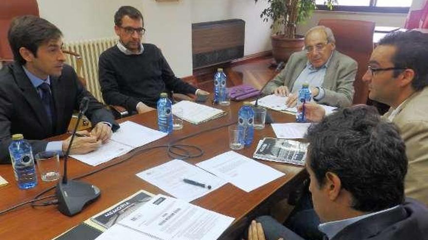 Cayetano Rodríguez, ayer, en la reunión del Vigo Convention Bureau.