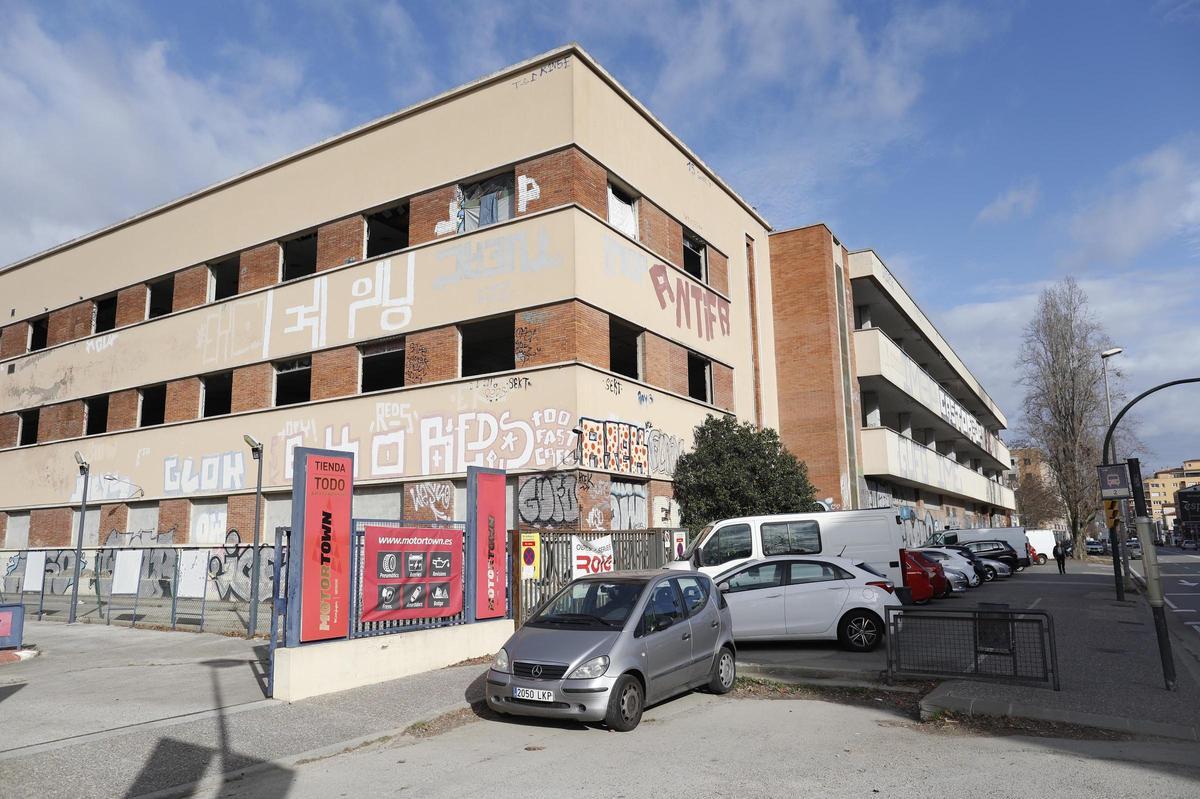 La façana de l'antiga fàbrica Simon, en una imatge d'arxiu.
