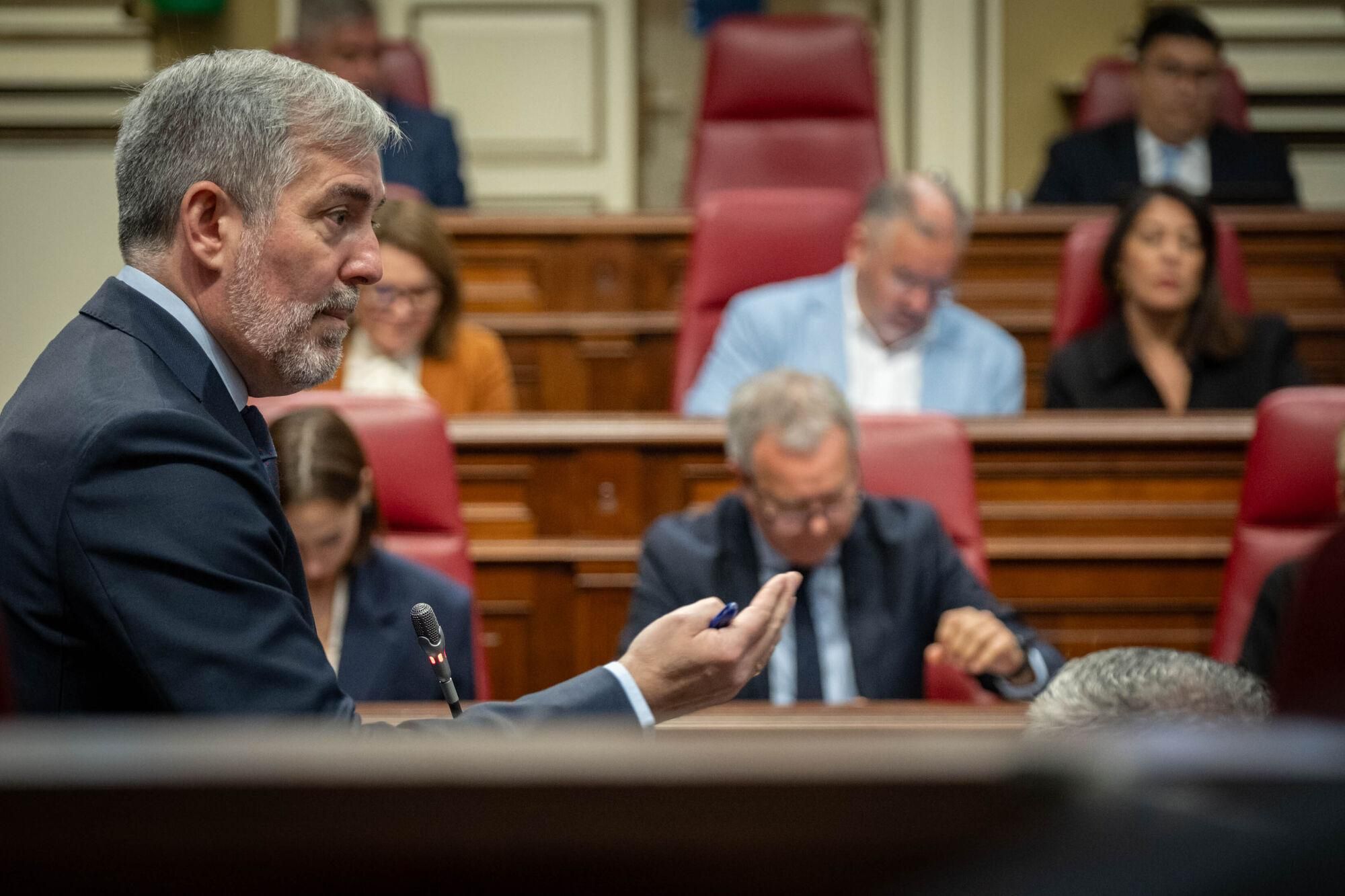 Pleno del Parlamento de Canarias.