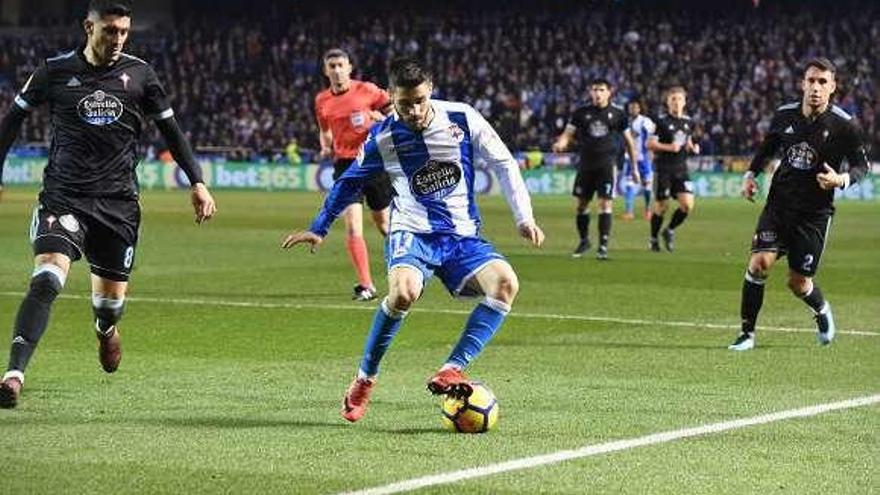 Carles Gil, en un choque ante el Celta.