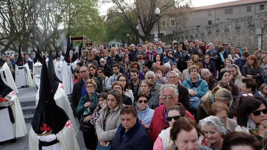 Los más fieles, en el Campo Valdés.