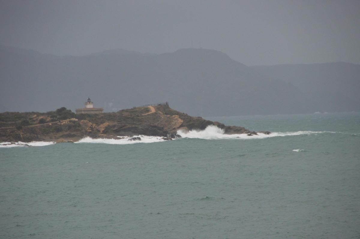 La llevantada de Portbou al Port de la Selva en trenta imatges
