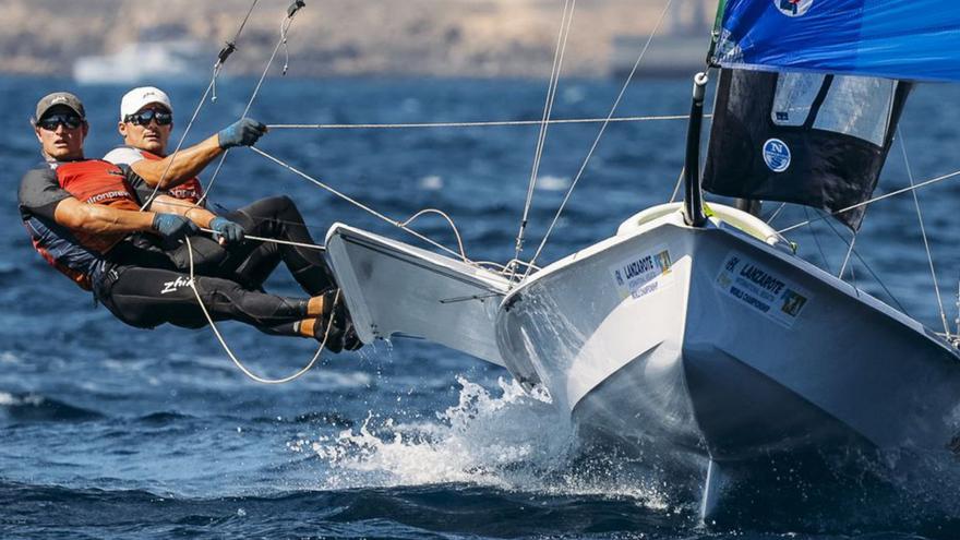 Botín y Trittel, en la pelea por el título en el Mundial de la clase 49er en Lanzarote