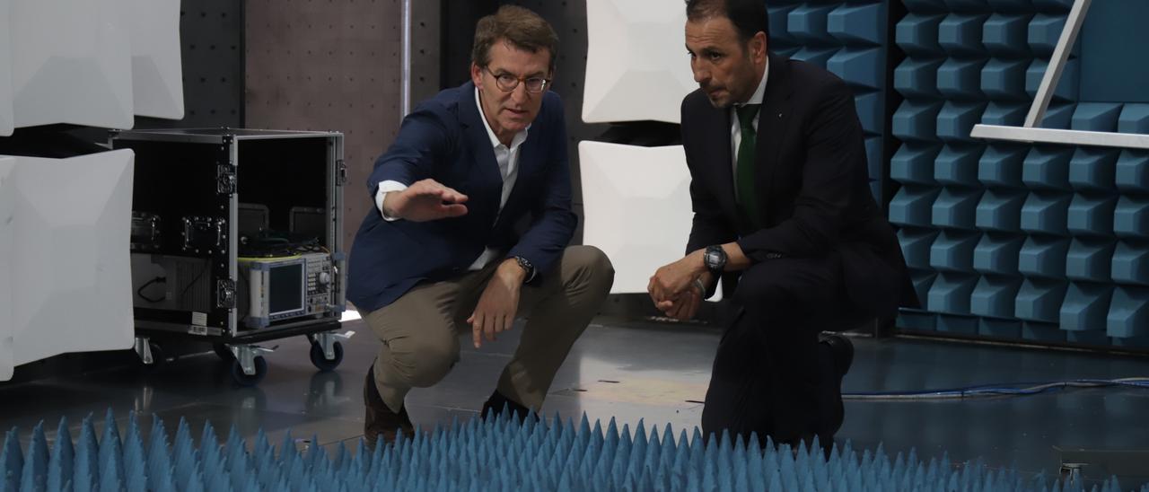 Alberto Núñez de Feijóo visitó las instalaciones de Dekra en Málaga TechPark