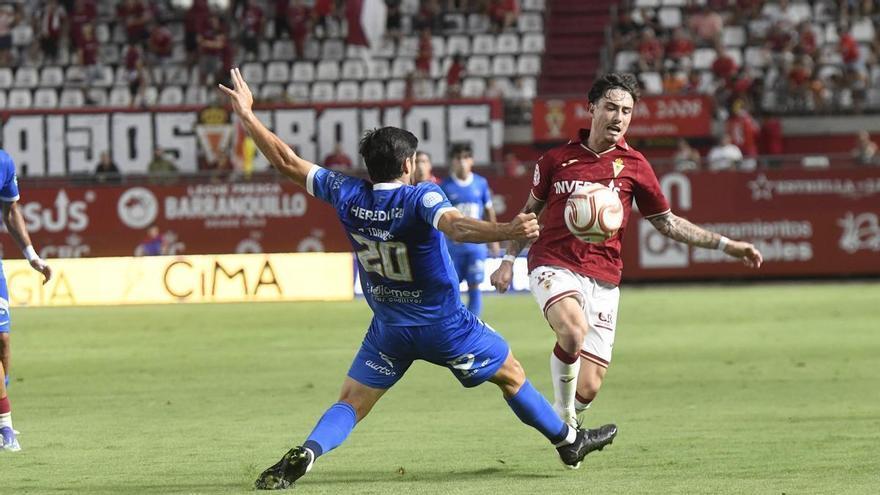 Los penaltis permiten al Real Murcia derrotar al UCAM Murcia