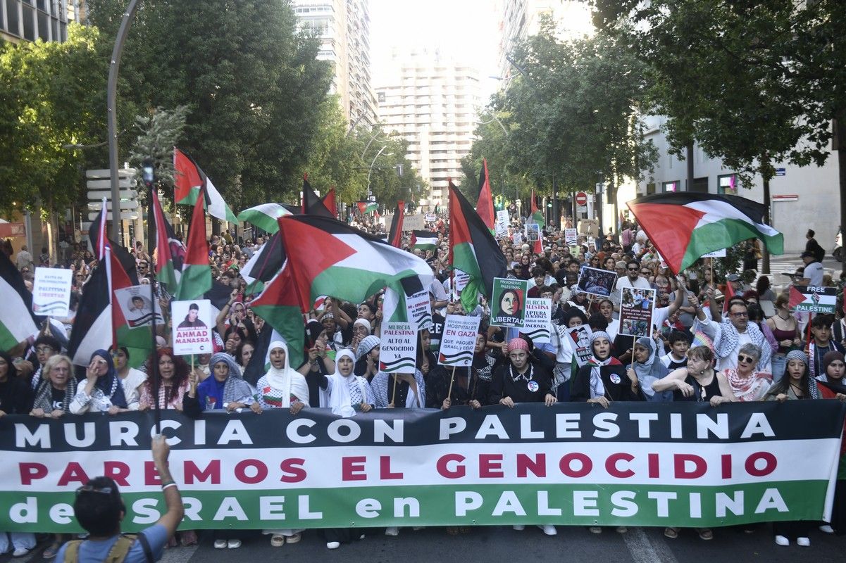 La manifestación de Murcia a favor de Gaza, en imágenes