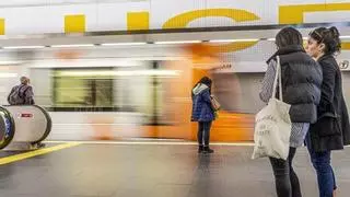 Los trabajadores del TRAM endurecen la huelga en Alicante y amenazan el servicio en Hogueras
