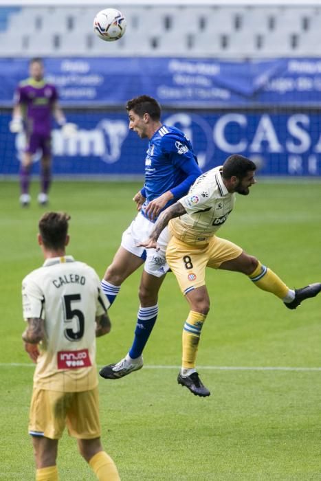 El partido entre el Real Oviedo y el Espanyol, en imágenes