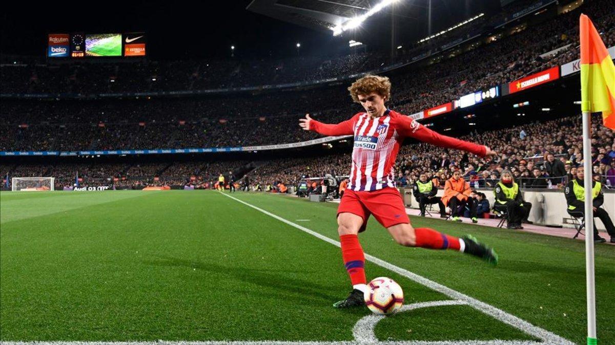 Griezmann fue silbado en el Camp Nou