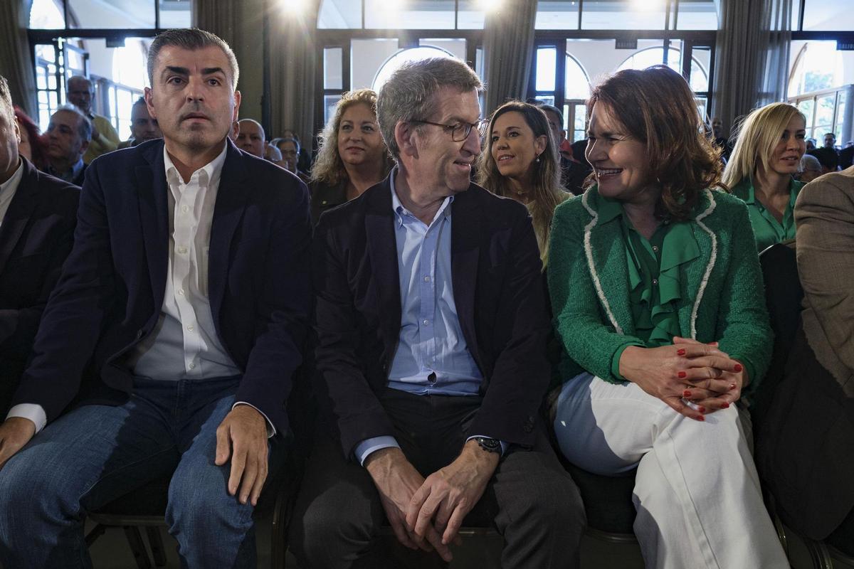 En la imagen, Manuel Domínguez, Alberto Núñez Feijóo y Jimena Delgado, durante el acto de presentación de la candidatura de esta última a la Alcaldía capitalina.