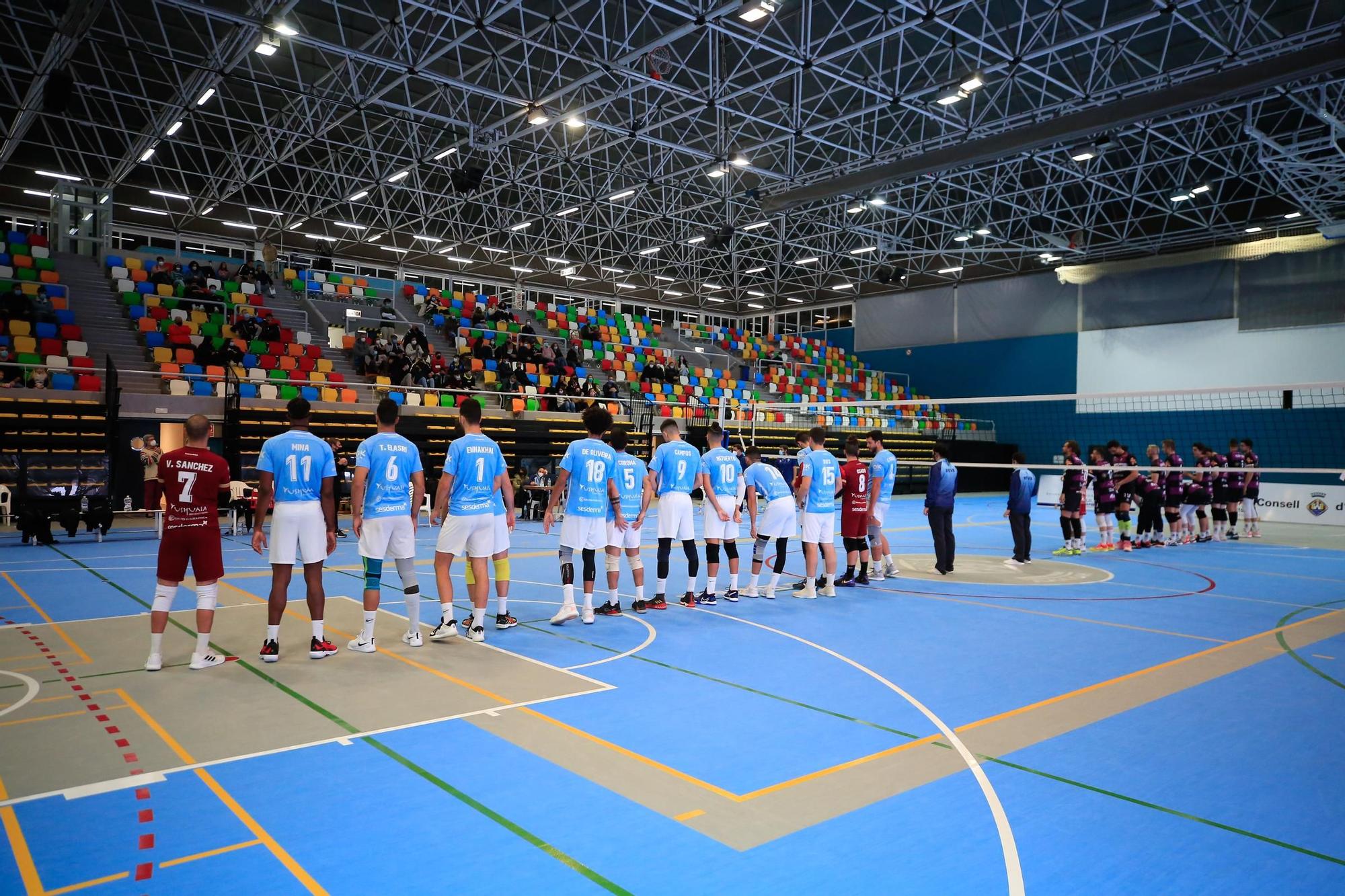 Partido entre la UD Ibiza Ushuaïa Volley y el Rio Duero Soria