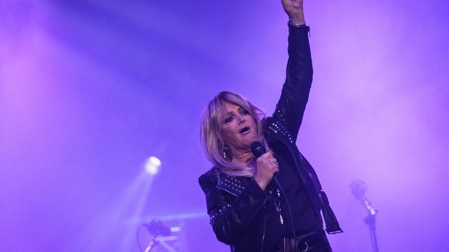 Muere Bonnie Tyler: así fue su histórica actuación en Tenerife en el 2021