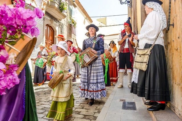 Procesión y romería de la fiesta de Las Marías